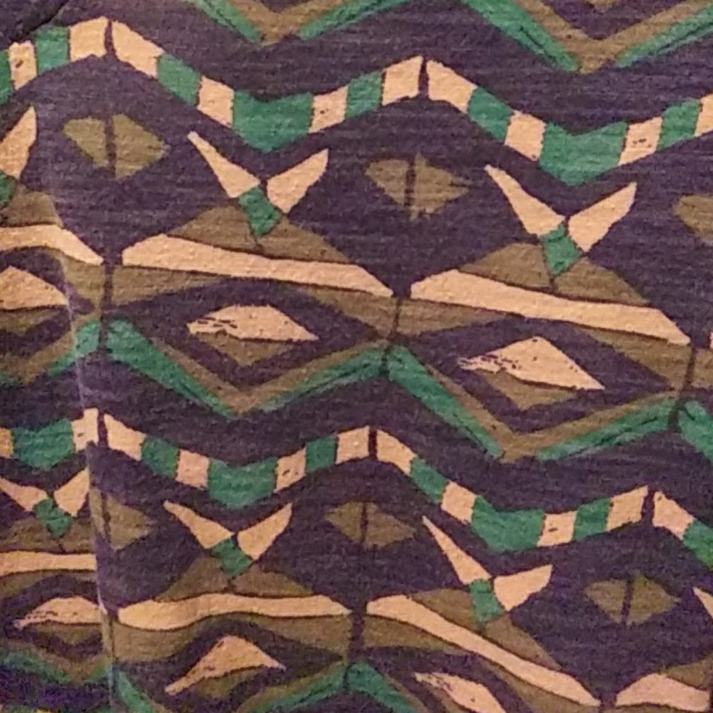 Shirt - Picture 2 of 4